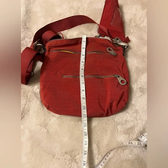 Baggallini Red Crossbody Bag with Adjustable Strap - Picture 8 of 10